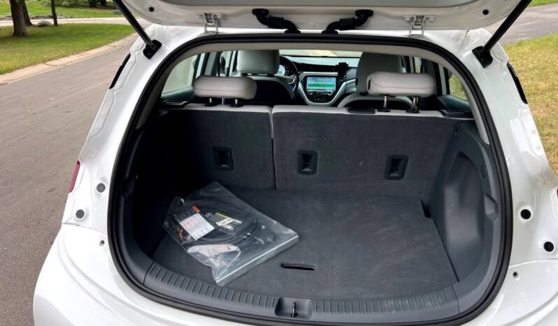 
								2017 Chevrolet Bolt EV Premier full									