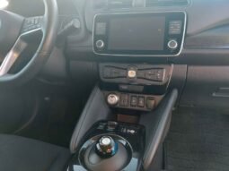 
										2022 Nissan LEAF SV full									