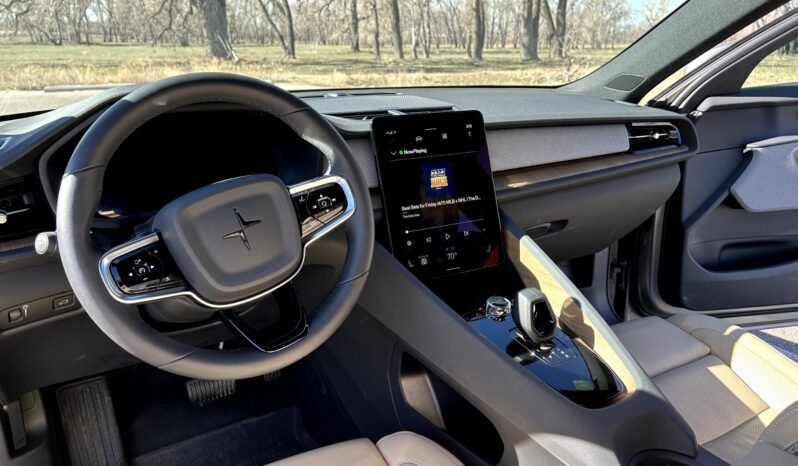 
								2022 Polestar 2 Long Range AWD full									