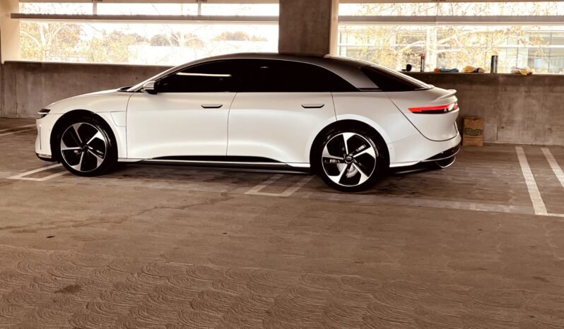 
								2023 Lucid Air Touring full									